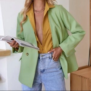 Collarless blazer